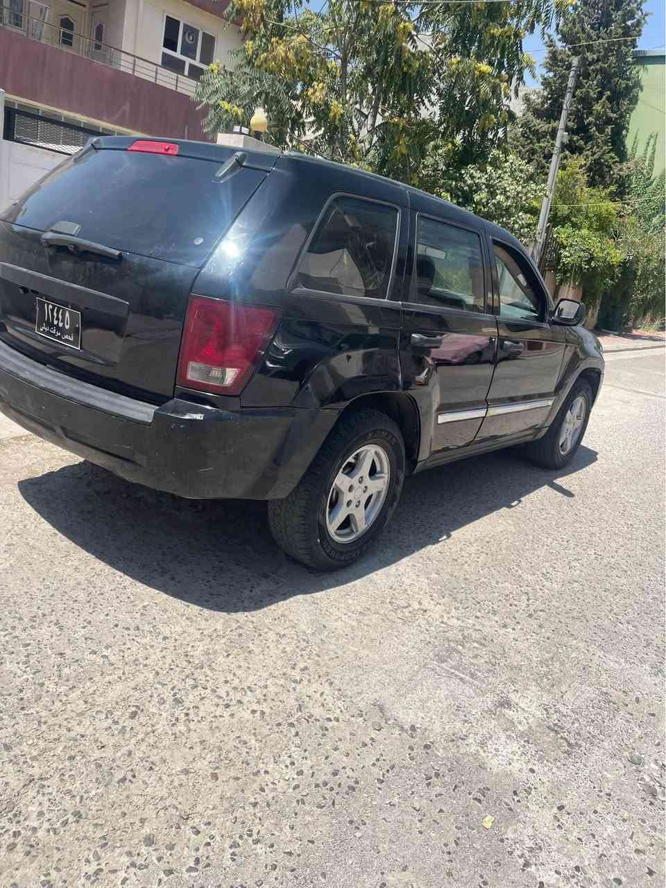 Jeep 2009 laredo ful mwasafat geru makina bashart kami peshakay taqaw raqay tyaya 3parchay boyaxa kode bokrawa s3ryshy 58 galaya gorenawash dakam bashtyk badlm byt *********** السليمانية, العراق
