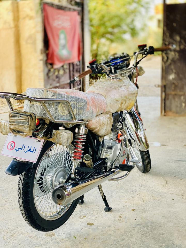 السلام عليكم تايكر 2025 اوراق وكيل لو برتقالي صار شهر من طالعه من الوكيل سويجات 2 بصمات2  صفاره انذار مكفوله حتى من الشحط كير مكينه شاشا ام بي ثري عمبار كلج وبريك اول تبديله دهن الها السعر 775 وبيها مجال للاستفسار اتصل ***********
