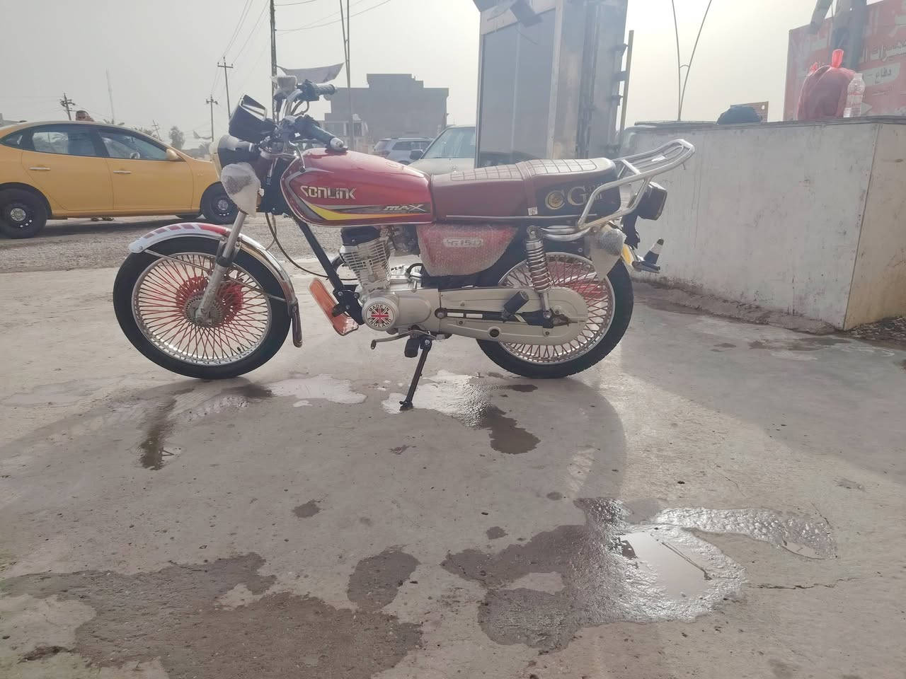 سلام عليكم دراجه ٢٤ دراجه حلوه واكاعده مال جناي كلشي مابيهاا نقص عده الستاند الوصط سعر ٦٠٠ وبيهاا مجال مامتواجد خاص اتصل ***********
