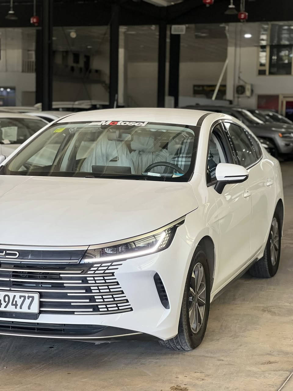 BYD destroyer 2025
دیسترۆیەر ٢٠٢٥
٥٠٠٠ پێنج هەزار کیلو متر ڕۆیشتوە
سەیارەکە بێ بۆیاخە بێ ساردە 
لە سلێمانیم
***********
