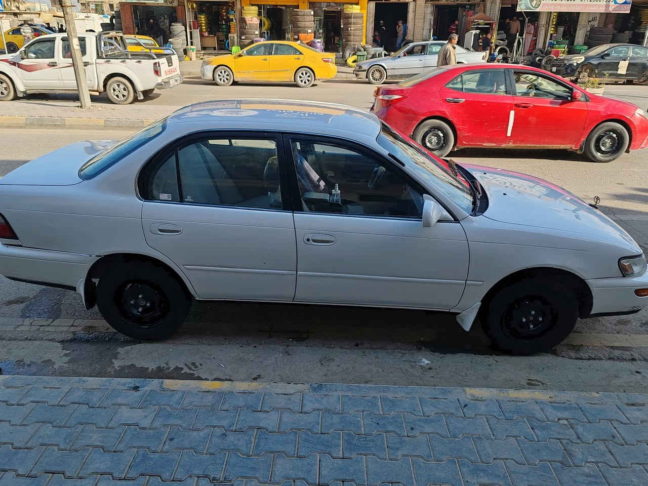 كورلا مديل ١٩٩٤ للبيع مكينه ١٦٠٠ باسمي رقم بغداد 🌹 سياره جاهزه اي نقص مابيه  صبغ عام جماليه فقط  سعرها ٦٧ وبيها مجال قليل  المكان محافظه واسط  ***********
