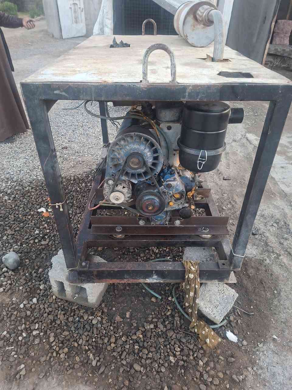 مولد دويز ٢بستم الماني مابي اي نقص راس توليد الماني ٢٠كيفي المولد جاهز لشغل السعر ١٥ ورقه مكاني ديالى ***********
