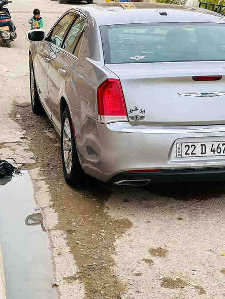 السلام عليكم اوباما16 فول مواصفات c بانوراما كشنات جلد شاشه كامره دواره تشغيل عن بعد بصمه ابواب ونيكل فول مواصفات اربيل سنويه جديده كندي عداد 260 داخله كلين وهنا تبديل جاملغ السايق نفس الون وشبر بلبنيد صبغ بدون ايرباك ودواخل سياره جديده وجاهزه محرك كير اكسن حداديه تخم تاير كفاله شرط السعر 210 وبيها مجال بسيط للشراي للاتصال *********** مكانها واسط ناحيه شيخ سعد
