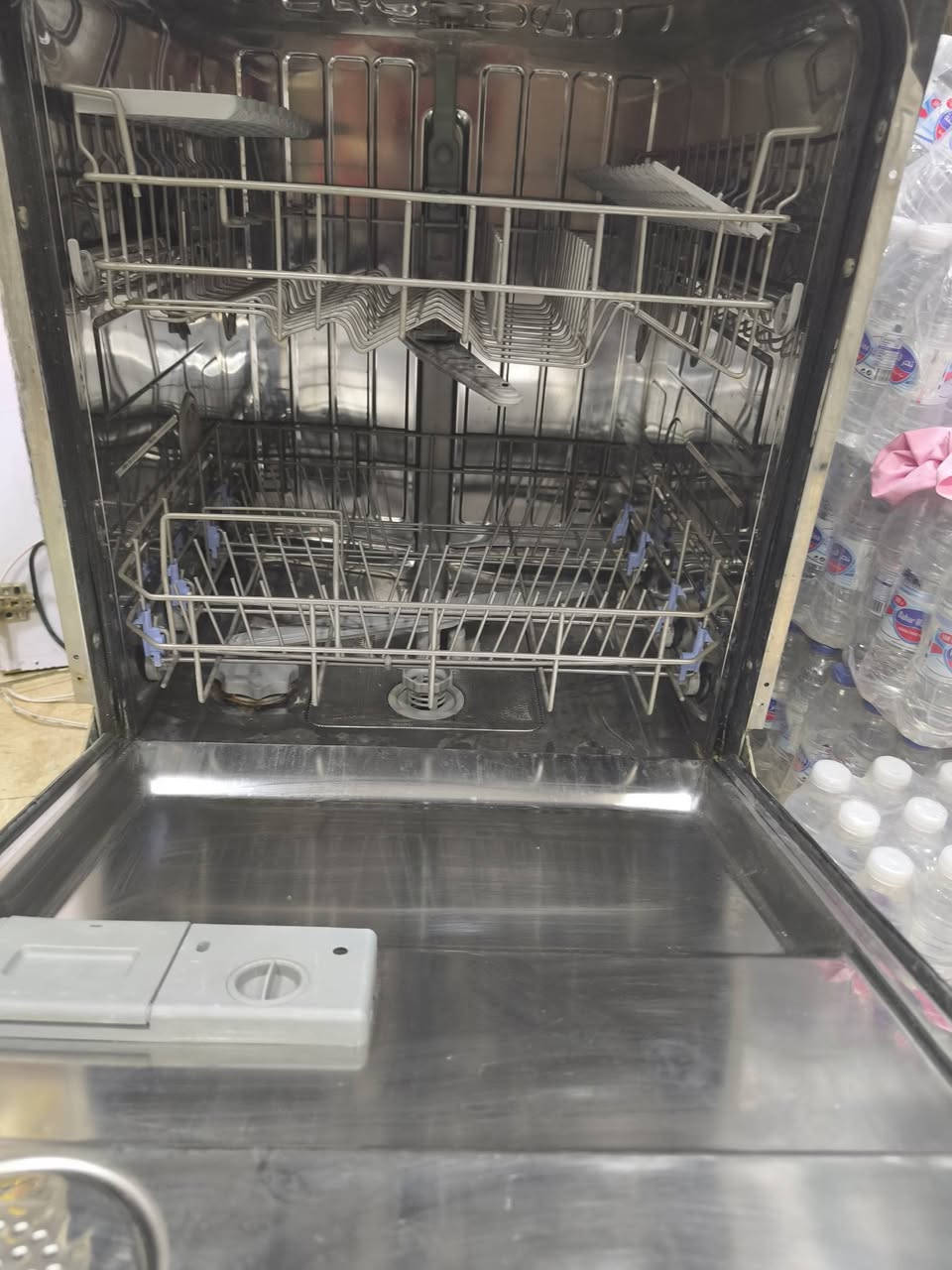 غساله صحون الجي شغاله بس مدخل مي السعر ١٢٠


**إذا كنت صاحب هذا الإعلان وتريد حذفه لأي سبب، رجاءا أرسل رسالة إلى الدعم الفني**