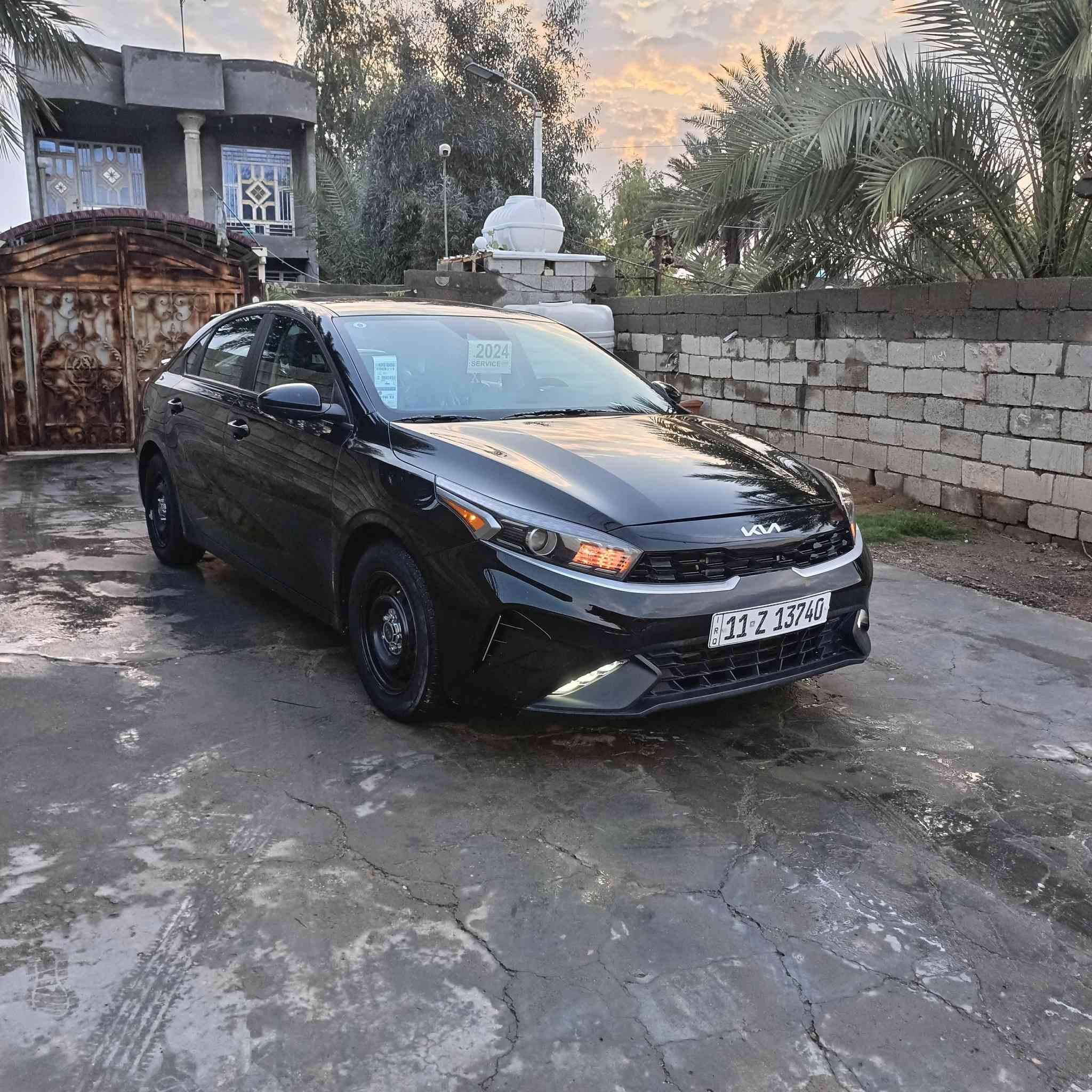 للبيع   فورتي  2024  سعر 147
وارد امريكي حادثها بس دعاميه اماميه بدون قطرت صبغ
بدون حادث. سياره جديدا  ماشيه 41
مواصفات تحكم ستيرن شاشه كبيرا 3 انضمه قيادا
كامرا خلفيه دوارا  رادار امامي وجانبي 
لايت زنون مكينه وكير مكفول كير  ايتي
رقم بغداد دولي جديد مكاني بغداد 
التصال على رقم ***********
