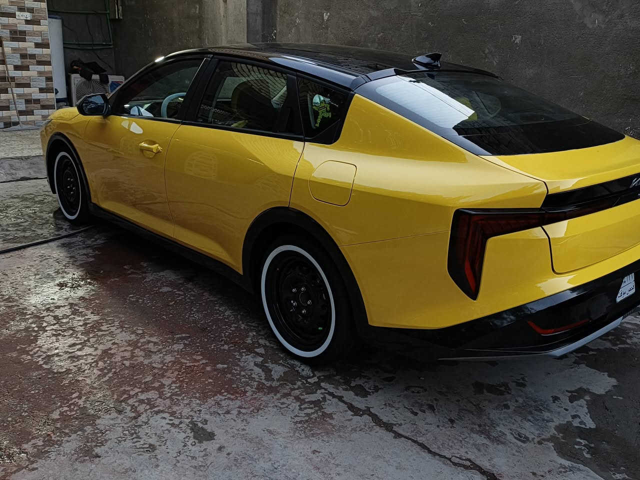 سلام عليكم K4 موديل 2025 مواصفات نص فول بصمه شحن لاسلكي سايد ابريك كهربائي لون اسود مصبوغه ليموني السياره كامله بس بدون رقم امبدل بيها بس باب امامي جهة يسره  وجوملغ راجع نفسيته المكان بغداد رقم الهاتف ***********
