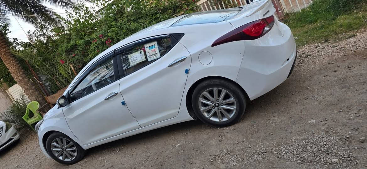 النترا خليجي موديل ٢٠١٥
بيها قطعتين صبغ اثنينهم علنص مرشوش
  مكفول كير ومكينة 
سيارة نظيفة بمعنى الكلمة 
سعرها ١٢٠ وبيها مجال للشراي 
مكاني كربلاء طويريج 
***********
