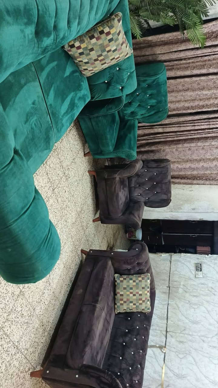 تخم 7 مقاعد 💺 اخو جديد اي ضرر مابي خشب ثكيل قوي وثكيل تكمه سعر ,,225,,بي مجال مكان لبياع  *********** يوجد واتساب
