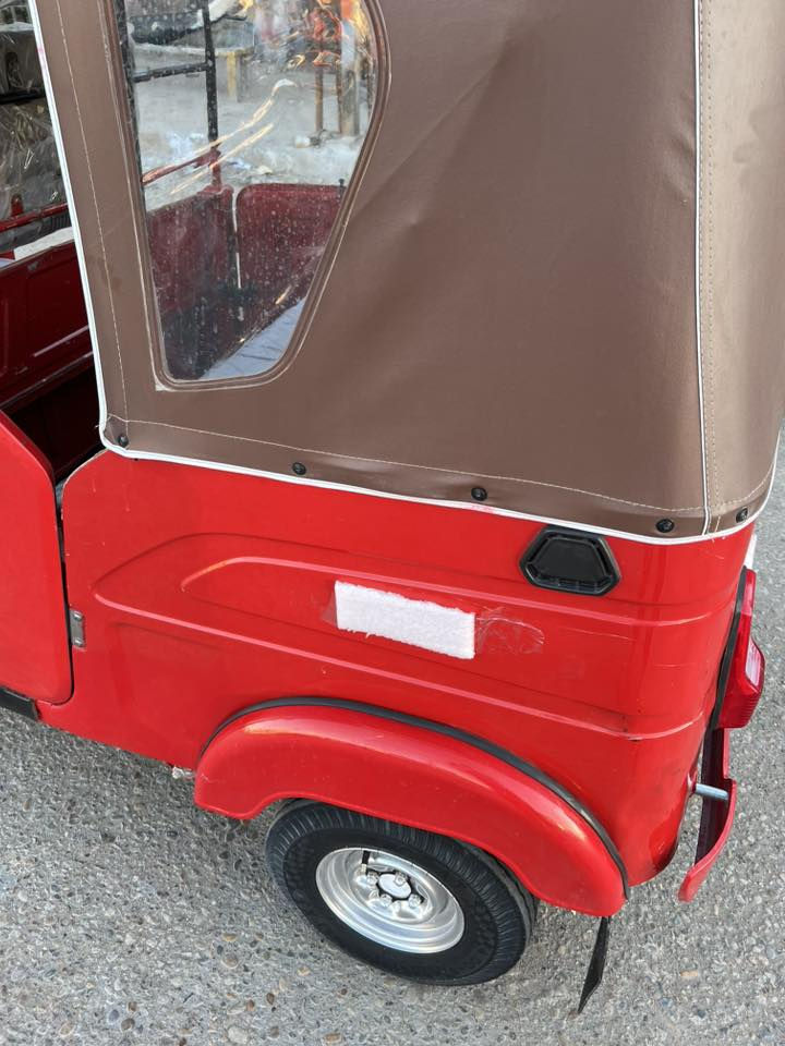 للبيع موديل 22 شهر 7 تكتك كفاله بيها بارد مكحل بلغد تكتك جديده مال جناي اوراق وكيلها سيد وسام السعر 7500 وبيها مجال *********** مكاني مجر
