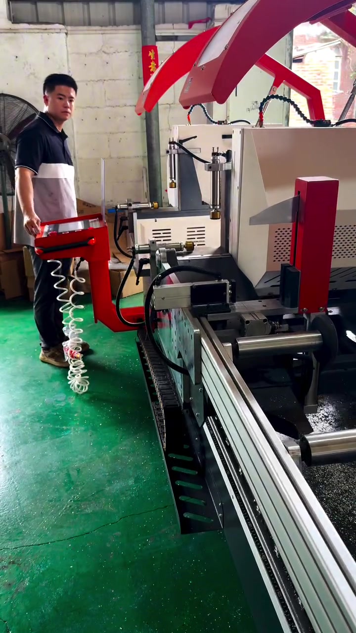 Precision CNC double-head cutting machine for aluminum profiles #Precision cutting double-head saw for doors and windows #CNC double-head saw for aluminum furniture profiles #CNC double-head saw for cutting aluminum profiles at 45 degrees and 90 degrees


**إذا كنت صاحب هذا الإعلان وتريد حذفه لأي سبب، رجاءا أرسل رسالة إلى الدعم الفني**