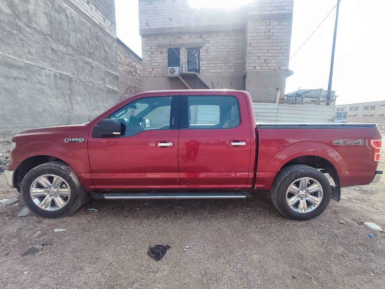 السلام عليكم
فورد f150
2700 توين تيربو 
وارد امريكي بيها صبغ چاملق ايسر وبنيد 
جاهزه برغي نقص ماكو حدادة كير ومحرك وتخم تاير تدفئة تبريد 
رقم بصرة الماني مداور ثاني يوم 
السعر 195 بيع مستعجل 
***********
