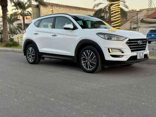 السلام عليكم
توسان ٢٠١٩ خليجي فول مواصفات بصمه وبانوراما وتحكمات أوامر صوتيه حسا سات كامره دواره السياره فول مكفوله كير محرك صدر بيه نص باب وره السايق مصبوغه وشويه بالدعاميه الاماميه سياره ماشيه ٨٤ الف حقيقي بسمي مكانه السيديه سعره ١٩٣ تلفون *********** ابو يوسف
