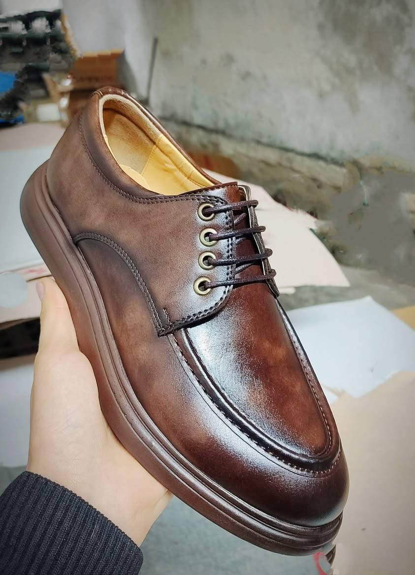 جديد (سبور ✨ شيك) رجالي 

( الوجه جلد صناعي تركي نوع اول )
بطانة جلدية معالجة نوع اول 
نعل بروتان طري طبي 

كواليتي عالي الجوده 
تعبئة 8 جواز .....لطلب الجمله ( 0969378677 )


**إذا كنت صاحب هذا الإعلان وتريد حذفه لأي سبب، رجاءا أرسل رسالة إلى الدعم الفني**