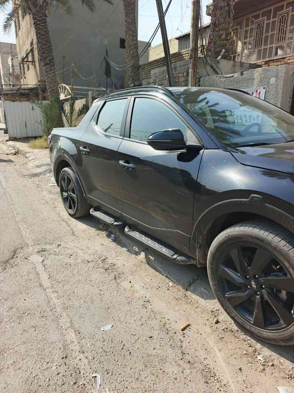 للبيع هيونداي_سانتاكروز   موديل 2023
وارد امريكي
فول  موصفات 
السياره مرقمه بغداد حمل

سعة المحرك : 2.5 TURBO
عدد الاسطوانات : 4
القوة الحصانية : 281 حصان نظام الدفع : كلي HTRAC رباعي 
ناقل الحركة : اوتوماتيك 8 سرعات
شفتات استيرن كير عادي

حادث السياره :  صفحه السائق
مع العلم الادوات تم تفصيخها من نفس نوع السياره 
حاله الايرباك : سليم
المسافه المقطوعه : 48الف كيلو 

#مواصفات
بصمة تشغيل عن بعد 
فتحة سقف
رادارات / رادار امامي  /رادار خلفي

كشنات تدفه ‏
كشنات قماش                                             
كشنات كهرباء 
مري هيتر / رادار / كاميرا
دفع رباعي  نضام جبلي وثلجي
  اوتوهولد 
ويل كروم 20
صندوك كهرباء 
 سستم سماعات 
اواكس وبلوتوث و USB يعمل
مApple CarPlay / Android Auto
دخول ذكي نظام 
حاجب ليد
 
نقطه عمياء
اشاراة بالمراياة الجانبيه                                   
فول تحكم ستيرن                                    
كير أوتو + عادي + شفتات ستيرن
اوتو بريك +بريك بصمة
لايتات 4 عدسات زينون
شاشة كبيره

نضام قيادة + سبورت + نورمل + سمارت+ قياده في الثلج
مثبت سرعة
تحديد مسار 
رادار الخطوط البيضاء 
شحن اللاسلكي
‏شاشة إلكترونية
الخريطة
‏AUTO HOLD
مصابيح خلفية LED
مصابيح ضباب LED 

مكان السياره بغداد الكمالية 
السعر 185 ورقة وبي مجال
للتواصل 

‏‪***********‬‏
