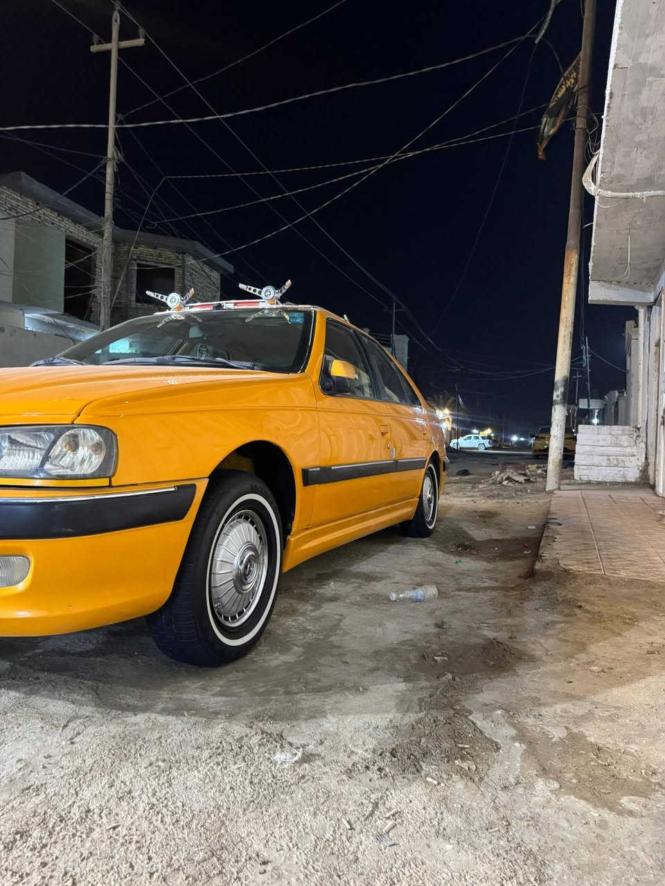 سلام عليكم
بارص للبيع موديل 2023 كفالة عامة ماشية (80)سبير ما نازل سيارة جاهزة لحد البرغي تخم تأير حدادية جديدة تخم ويل كب السيارة غاز بانزين السيارة جاهزة كبل للشارع مداور ثاني يوم مصفرة هيئة وغرامات سيارة جديدة معنى الكلمة 
السعر خاص هاذا رقم راعيها(***********)اني مكلف بالنشر وغير متواجد على الخاص 
ملاحظة(السيارة تنباع بدون كماليات تنباع وضع شركة )
