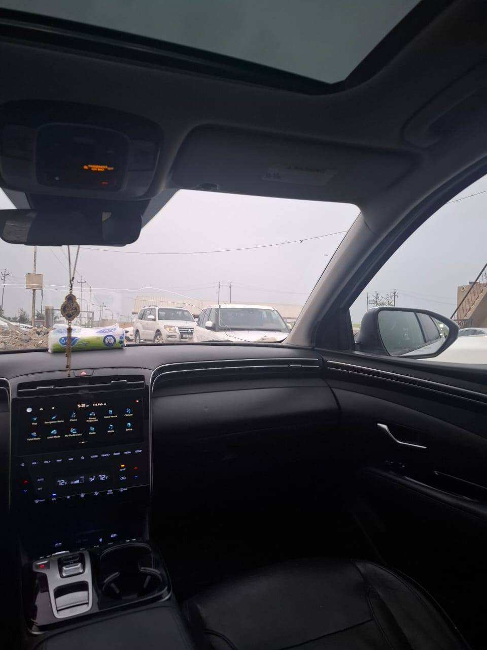 السلام عليكم 
سياره توكسان للبيع 
موديل2023فول واحد على واحد
موصفات الفول معروفه 
فتحه+بصمه+تشغيل عن بعد+تقديم السياره وترجع من الصمه+رادرات اماميه وجانبيه وخلفيه كامره محيطه360+سياقه ذاتيه+مثبت سرعه+صندوق كهربائي+موصفات البقيه معروفه
حادثه بنيد مصلح وبعده مامصبوغ
رقم فحص مؤقت 
السياره نضيفه حيلل  
مكان بابل مركز 
سعر215ورقه وبيه مجال 
للتواصل ***********
