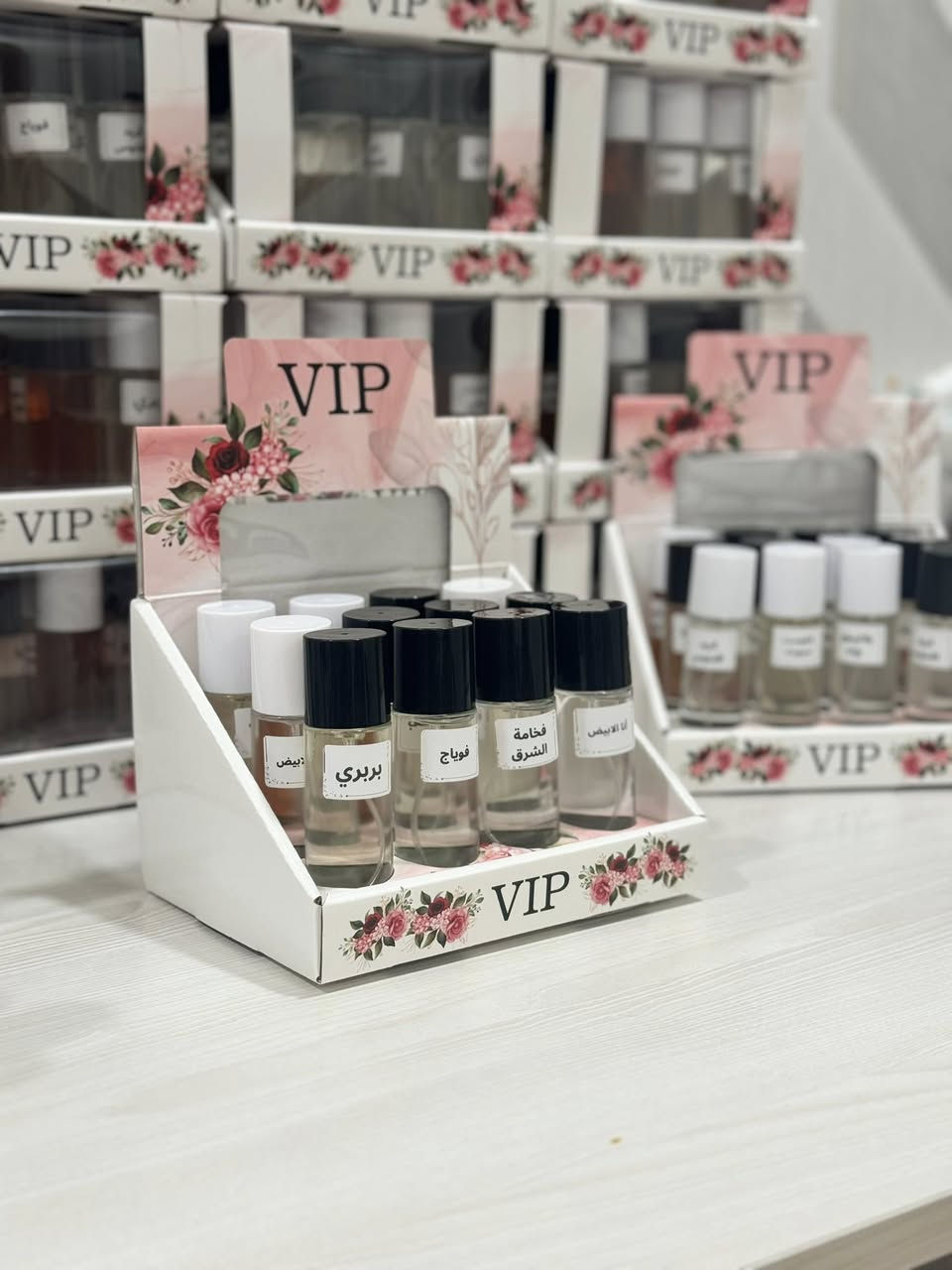 أصحاب المحلات والأسواق الكرام والناس الي على باب الله.
بكج عطور مركزة مكوّن من 12 عطر مشكّل
ثبات عالي وفوحان ممتاز وخلط بنسب عالمية
مناسب للبيع السريع داخل المحلات ، تكدر تبيع القطعه على خمس الاف او اربع الاف 
سعر البكج فقط 27 الف دينار 
توصيل متوفر لجميع المحافظات
حجز عل خاص او ***********
