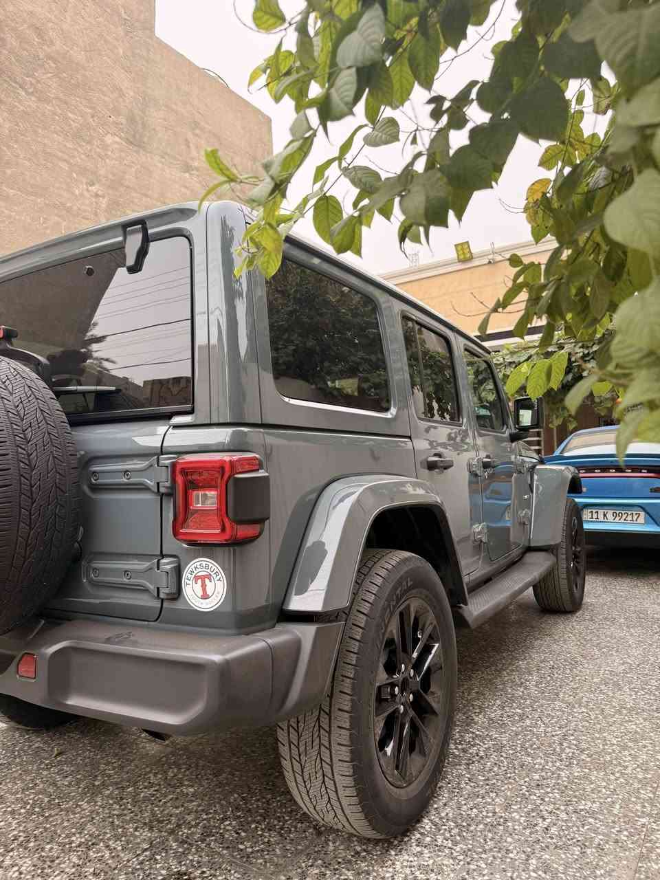 اسلام عليكم
البيع السياره اكلين بدون صبغ 
موديل 24هايبرد 
ماشيه 19 
بسمي المنفيس بعده بدون رقم دخول جديد 
رقم الهاتف *********** 
العنوان بغداد الدوره
