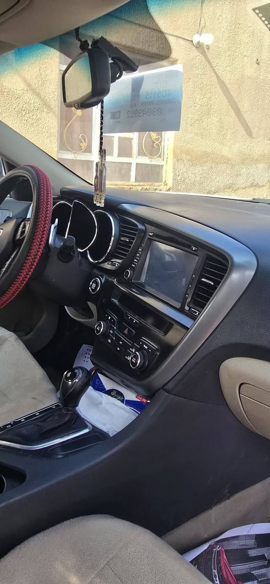 السلام عليكم كيا اوبتما ١٤ خليجي
محرك ٢٤٠٠ دوش 

السياره بصمه 
 
تبريد قطعتين 

حداديه وتخم تاير جديد يوم 1/11 مبدلهن

بيه جاملغ امامي صبغ 

السياره باسمي 

مكان السياره ذي قار 

السعر ١٣٨ وبيه مجال 

***********
