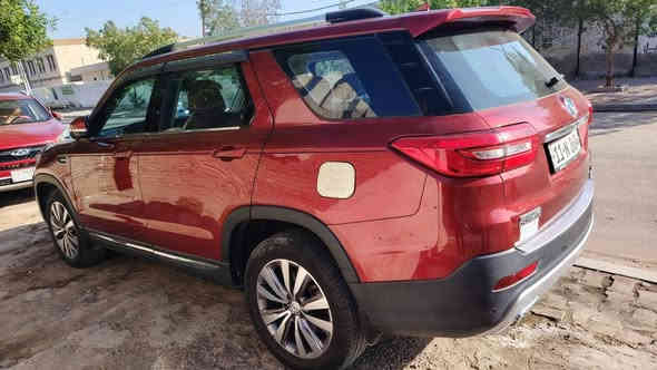 السلام عليكم
شانجان موديل ٢٠١٩ cs95
مواصفاتها فول
محرك ٢٠٠٠ تيربو كير ومحرك خير من الله
 بانوراما
مري شفط واشارة
جنطة كهرباء
دخول بصمه
تشغيل عن بعد
تحكم سترين جهتين
تبريد ٣ قطع 
٧راكب 
تخم تاير 
شاشه جديدة اصلي مبدلة 
سيارة ماشية ٧٢ الف 
مال جناي
سيارة بيه ضربة خفيفة جاملغ الامامي وشوية باب سائق صور الضرر مرفقة بالمنشور
رقم بغداد الجديد الانكليزي سيارة بأسمي تحويل ثاني يوم
 مكان سيارة بغداد الكرخ
السعر ١٤٥ وبيها مجال حق الجية ***********
***********
