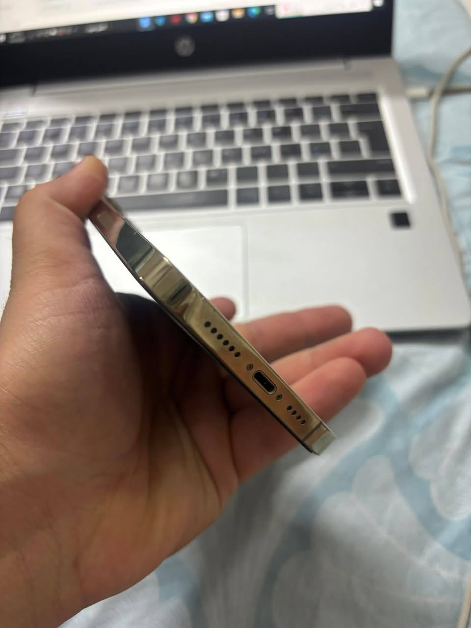 ايفون 13 برو ماكس
ذاكرة 256 
نموذج M تك سيم 
بطارية 90 مستعملة  جهاز شرط نورمال حاسبة كلة شرط
نضافة 100/100 شخط مابي مال بيت 
سعر 600 الف بيع فقط 
***********
