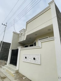 دار للبيع المساحه 100 الدوره نهايه شارع 60 شارع خط النفط  الواجهة 7 م ...