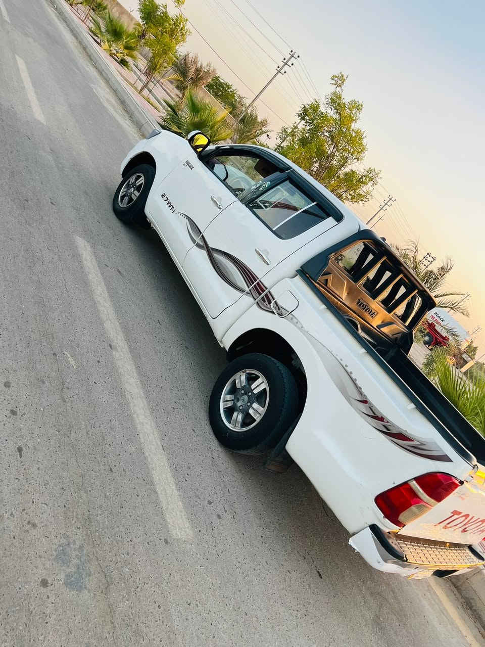سلام عليكم بيكم فلاونزه البيع موديل 13 بيه تجيه خفيفه سعر 150وبيه مجال مكينه كير وتماتيك حداده جديده تخم تاير كهربايت شغاله سنويه 29 سياره كويتي شاصي 19 سياره حلوه جهزه مكاني بصره قضاء المدينه رقم الهاتف  ***********سعر 150وبيه مجال
