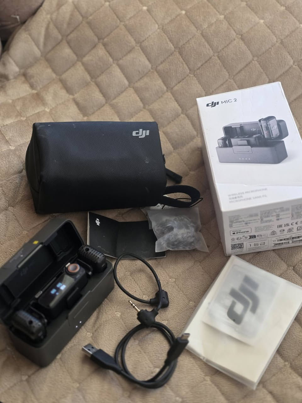 بيع DJI Mic 2
صوت بيها تسجيل موبايل كامره 
موبايل ايفون موبايل جالكسي
350الف بها مجال بعده جديد 
مكانك البصره الهارثه


**إذا كنت صاحب هذا الإعلان وتريد حذفه لأي سبب، رجاءا أرسل رسالة إلى الدعم الفني**
