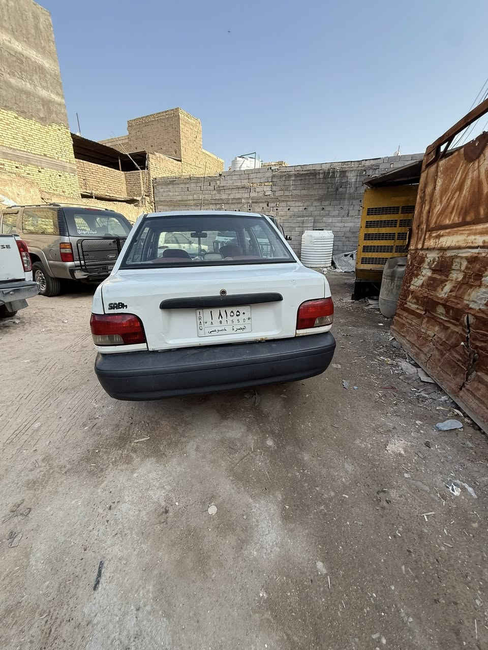 من رخصه الامن المحترم سايبا ٢٠٠٩للبيع  سياره نضيفه شوف العينً واحله من الصوره تجي وتشوف العنوان بصره السعر ٣٠ رقم الهاتف ***********
