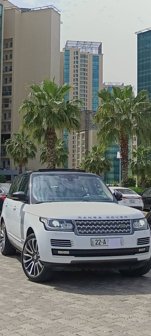 رانج روفر ڤوگ موديل 2015 

محرك 8 سلندر بانزين HSE مكينه مرغوب 
شركة سردار  ضمان دولي
المواصفات:
بانوراما
تحكم على المنحدرات
بيبان شفط 
حساس مطر 
أوتوپارك
دوسة كهرباء
كيج إلكتروني
٨ وساده هوائيه
مانع انزلاق
كاميرا خلفية
بصمة
ثلاث شاشات 
كشن جلد كهربائي هيتر
لايت داينمك
جكات
5 وضعيات قيادة
بعد هوايه مواصفات 

ثلاث قطع صفحه صبغ بخ بدون فتح 
ايرباگ بشرط

محرك ما مفتوح 
گير و مكينه و كل شي بالسياره بشرط
سيرڤس جديد قبل اسبوع 
سياره ما عنده اي نقص 

ماشية 160 ألف مايل ماشي
مكان السيارة: أربيل
رقم اربيل الجديد
رقم صاحب سيارة *********** أربيل, العراق
