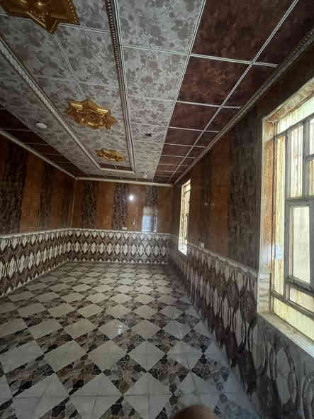 بيت للبيع 🚨

تابع للبلديه مقابل المعارض عل شارع العام المساحه 350 متر  يحتوي على ديوان معزول مع حمامات سندويج 
اظافه الى غرفتين ومطبخ وصاله وحمامات معزوله مع حوش البيت مخدوم من رصيف وماء وكاعد بي موجر
السعر 25مليون
الرقم :***********
