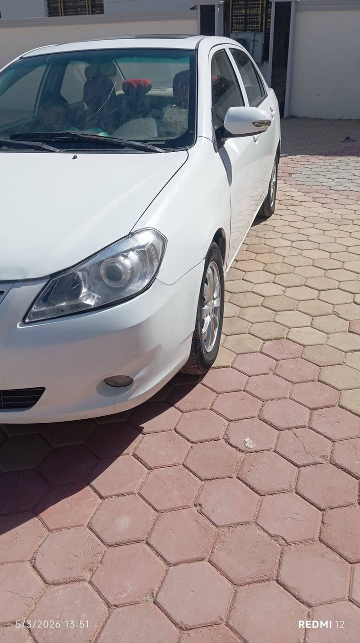 سلام عليكم بي واي دي جي ثري 2013 سياره كفاله عامه بيها طخه يم بنيد بس كير ومحرك رقم بابل حداديه تخم تاير شاشه سياره كلش حلوه عارضها 55 وبيها مجال كربلاء ***********
