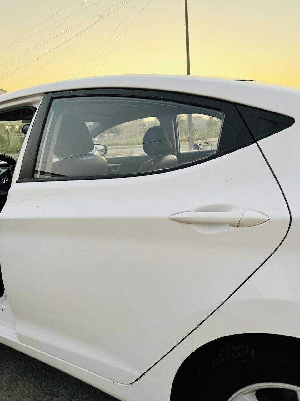 السلام عليكم
سيارة هونداي أڤانتي موديل 2012 لون أبيض بدون صبغ نهائياً
تحكمات ولاقطة وبلوتوث واشارة بالمري ماشية300 ألف وبيها كوبون بنزين
محرك وگير وتبريد شرط
التايرات والباتري وطخم السيارة جديد
السيارة كفالة عامة وبيها تعديل بارد فقط شبر بالبوند والداير الخلفي
وشرط التحويل السياره باسمي 
السعر 116 وبيها مجال بسيط 
ولا ارد على الماسنجر

للتواصل على الرقم ***********
