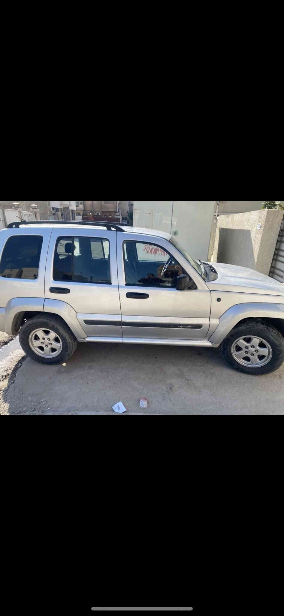 جيب لبرتي 2007مكينه 3700
كير مكينه تبريد كفاله 
السياره بدون حادث ولا صبغ 
كامله مابيه نقص رقم بغداد تحويل ثاني يوم
السعر 70وبيه مجال بسيط
عنوان بغداد شارع فلسطين
***********
***********
