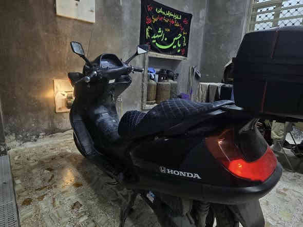 السلام عليكم دراجه كفاله عامه 
برغي ما مفتوح بيه رايده ب١٠ اوراق
مكلف بالنشر اتصلو على الرقم 

***********
