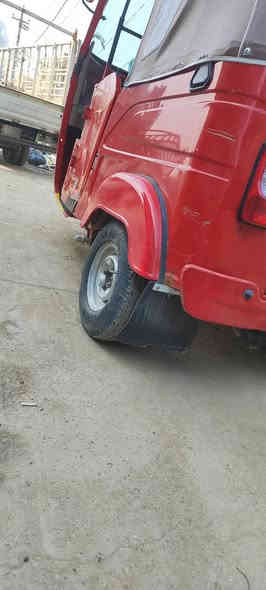 السلام عليكم تكتك للبيع موديل 22 شهر 6 رقم نكليزي كشر كفالة عامه المحرك مجفت تجفيت شركة وبي ضمان من تبخير وتنفيص بيه شخوط بسيطه السعر 7850وبيه مجال بسيط 
مكاني بابل /القاسم 
‏‪0782 744 5575‬‏
