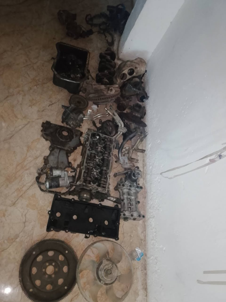 سلام عليكم عدي غراض مكينه نيسان اورفان اويلبم كرنك +كور كامل اقراصه وشفتاته ويا داينمو جديده سلف جديد بور مكينه كامله هيه وغراضها  استفسار ***********
