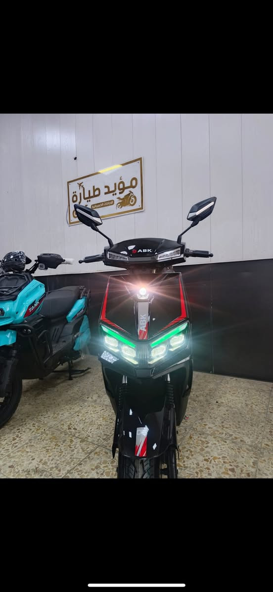 السلام عليكم ورحمه الله وبركاته ❤️❤️ 
دراجه  ماتركس حديث ABK
ملف 1500
سرعة 70
بطاريات ٦
تشغيل كارت وبصمة
اطار عالي الدراجه ماخدها 
يوم ٣٠ /١  صارلها شهر 
مكاني البياع 
الاستفسار الاتصال على الرقم 

‭٠٧٧٢ ٤٥٣ ٣٨٥٣‬
