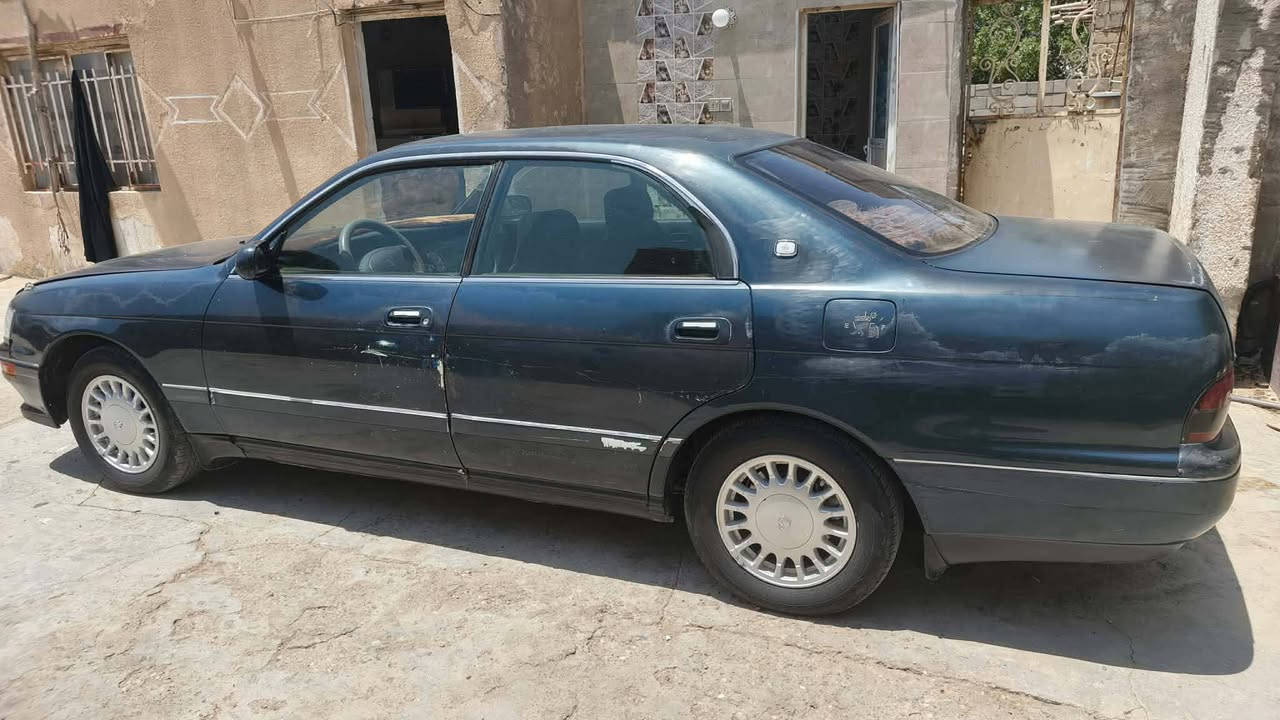 السلام عليكم بطة للبيع رقم بغداد انكليزي ب اسمي مكينة 3000مكفولة كفالة عامة تخم تاير فقط تبريد عاطل نقص كمبريسر جاهزة السعر 50وبيها مجال للاستفسار ***********
