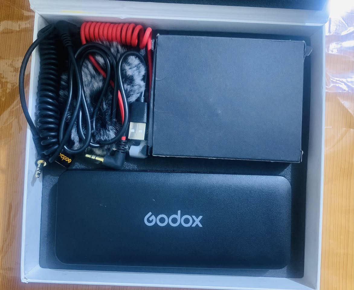 السلام عليكم نك مايك للبيع نضيف كلشي ما بي بس كارتونة مشكوكة مبينا بل صورة وغراض نك مايك كاملة سعر خاص رقم الواتساب ***********
