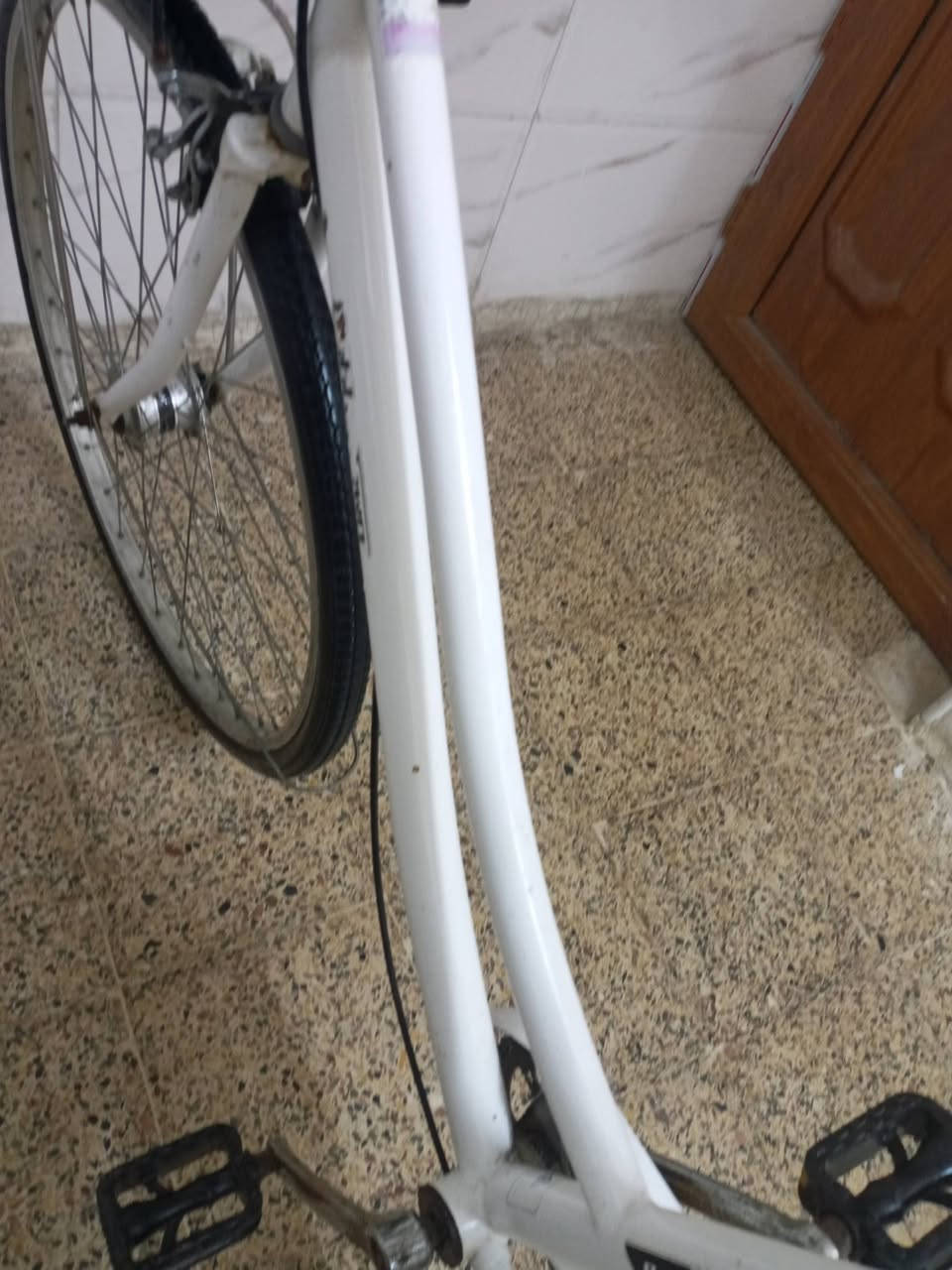 للبيع فقط ٧٠ غراض كامل كير شغال ٦ نمر  عزيزي طفاريه اماميه موجوده


**إذا كنت صاحب هذا الإعلان وتريد حذفه لأي سبب، رجاءا أرسل رسالة إلى الدعم الفني**