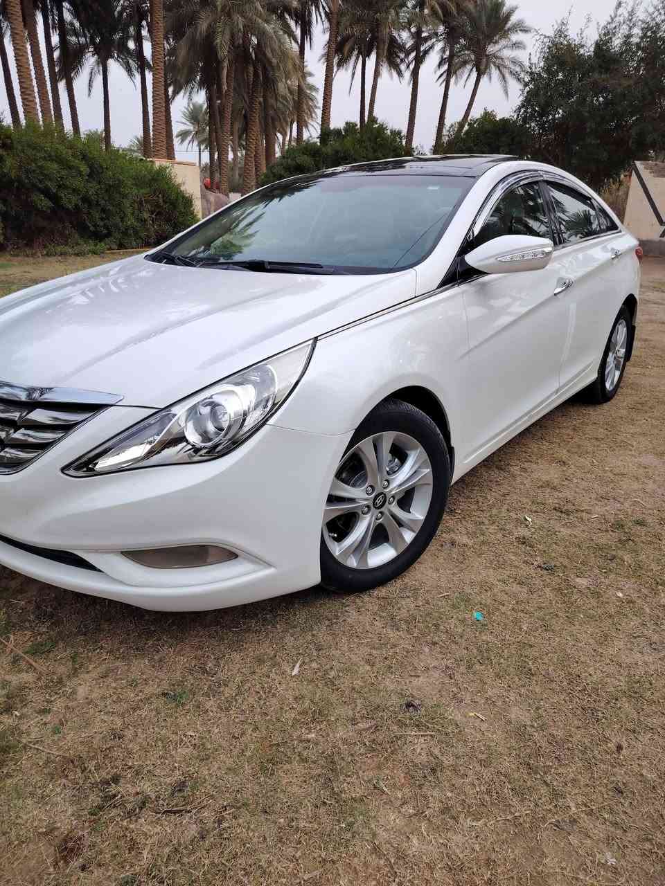 السلام عليكم ________
سوناته 2011خليجي كفاله عامه من الصبغ والتبديل يوجد بصمتين مال الشركه 
موصفات فول الفول 
 بدون صبغ يعني السياره ولاقطره صبغ
رقم بغداد 
سنويه 2028
بصمه تشغيل +بصمه أبواب +بصمه جنطه
بنرامه طكتين
تبريد قطعتين
شفتات ستيرن
تحكمات ستيرن 
كشن كرهباء
مري شفط
اشاير بل مري
مكينه كير كفاله 
تخم تاير حداديه بجيس تراي زيرو
السعر 125وبيه مجال 
مكان السياره بابل الطريق السريع
***********_تصال واتساب
***********
