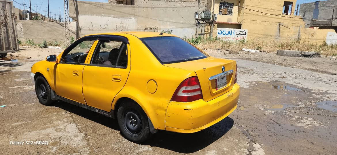 السلام عليكم ck موديل ٢٠١١ محرك كير شرط تبريد شغال تدفئة طخم الخلفي بالكامل جديد والامامي ٧٠% كابون ماستر سعرها ٣٥ وبيها مجال  
***********
*********** ترهم معارض مع افيو
