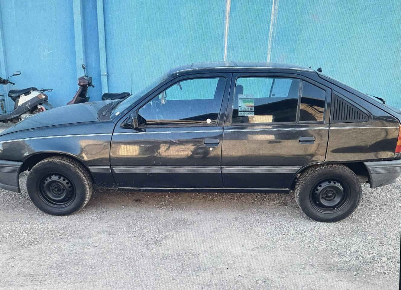 للبيع رقم الماني صاحبه الشرعي بلايمن عندي وكاله بدون صبغ فقط جماليه موديل1992 محرك 16 
السعر36


**إذا كنت صاحب هذا الإعلان وتريد حذفه لأي سبب، رجاءا أرسل رسالة إلى الدعم الفني**