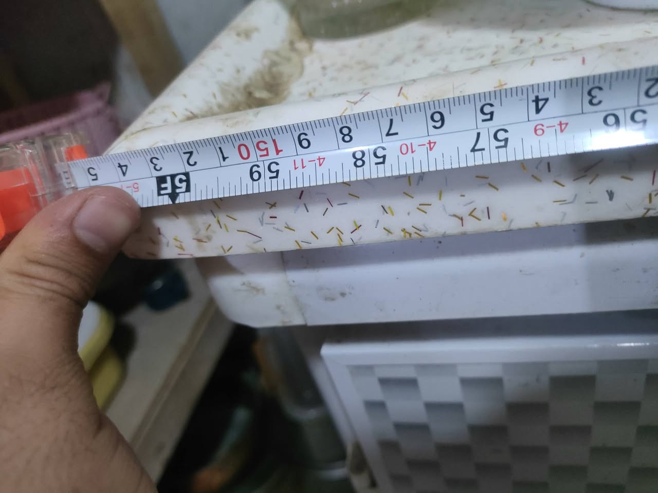 كاونتر المنيوم مستعمل نظيف قطعتين سنك مرمرة + ملحق السعر متر ونصف(155cm) , السعر = (150 الف) *********** لا يوجد خدمة توصيل. العنوان:- النجف الجديدة الرابعة شارع حنون قرب جامع الحسن او تواصل مع الرقم وأرسل لك الموقع لحك قبل لا ينباع ملاحظة مرمرة 155 سنتمتر
