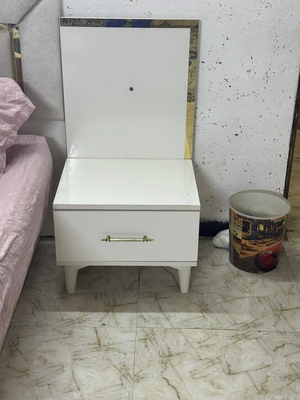 سلام عليكم ورحمة الله غرفت نوم لبيع سعر موناسب ***********
