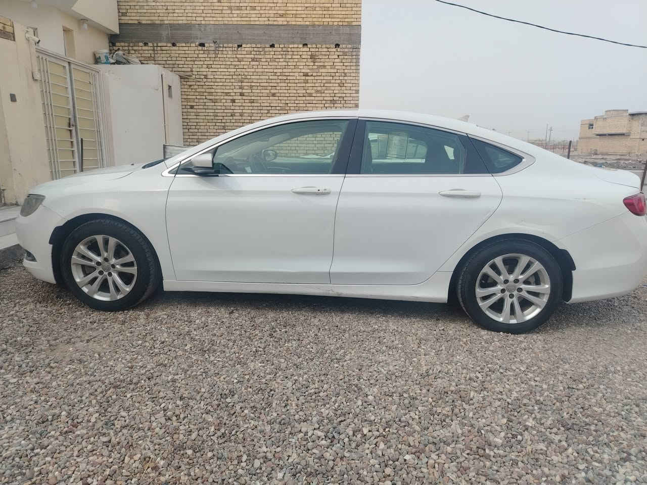 🚗 للبيع كرايسلر C200 موديل 2016 🚗
🔹 المحرك: 2.4 قبق أسود
🔹 المحرك مبدل جديد سنة 2020
🔹 الگير: أوتوماتيك 9 سرعات
🔹 اللون: أبيض
🔹 التبريد: ❄️ ثلج
🔹 الحالة: السيارة جاهزة وما بيها نواقص
🔧 الملاحظات:
بيها تبديل قطعتين فقط (جاملغ + بنيد)
المكينه والگير بحالة ممتازة
استعمال نظيف
جاهزة للفحص
📄 رقم السيارة: ذي قار
👤 باسمي
📍 المكان: الناصرية – مركز المدينة
💰 السعر: 110 (قابل للتفاوض البسيط)
📞 للتواصل: ***********
