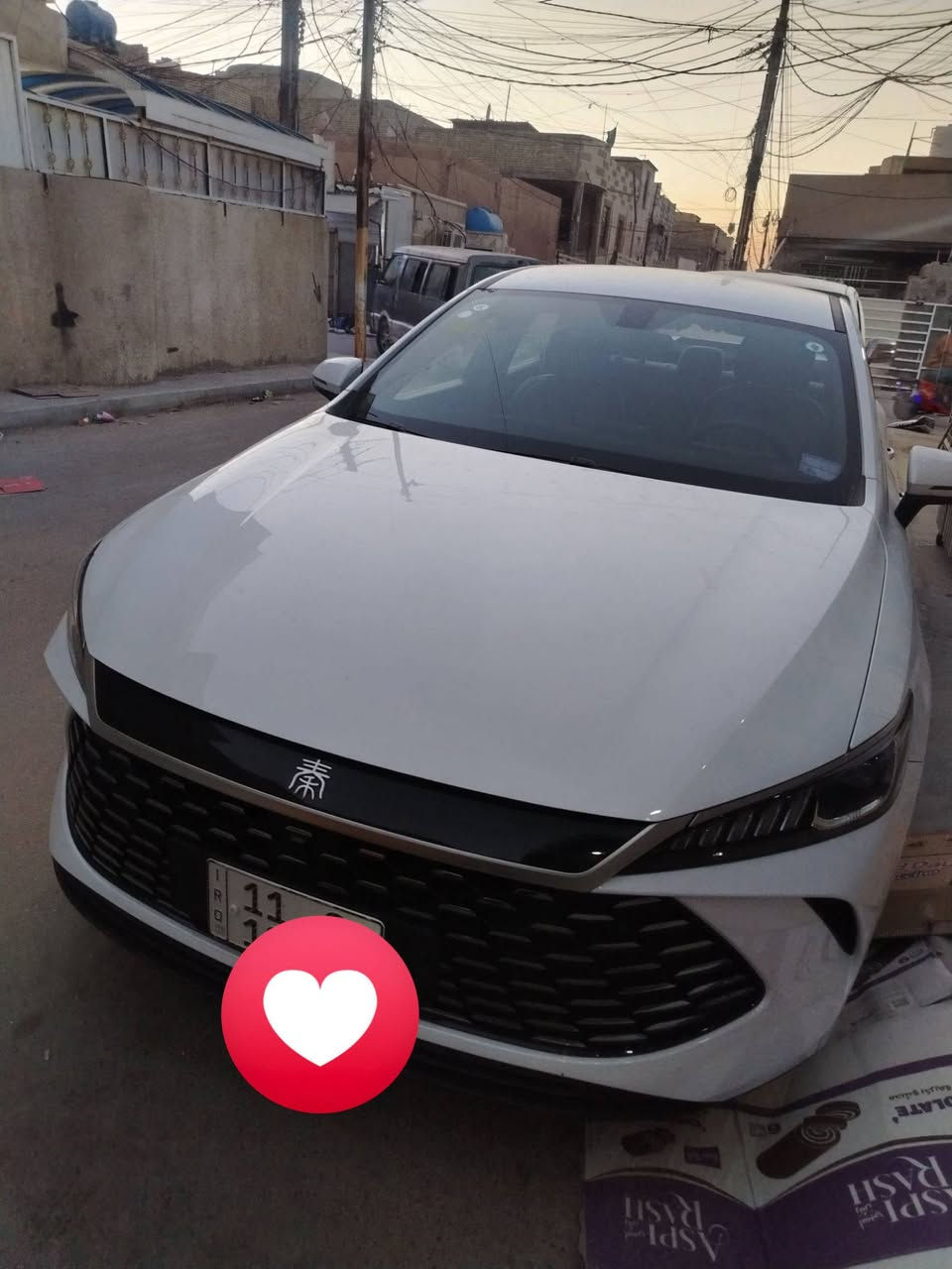 السلام عليكم بي واي دي موديل 2025 مواصفاته معروفه ماشيه ٨ تالاف رايده ب19 وربع بي مجال قليل
***********  مكان السياره بغداد الحبيبيه
