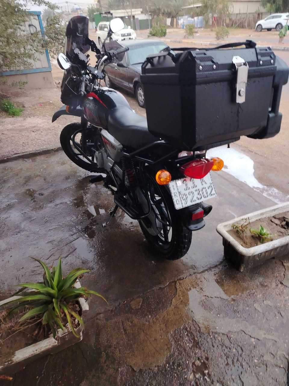 السلام عليكم للبيع بوكسر اخت الزيرو ماشيه 17 الف استخدام شخصي الدراجه اخت الزيرو نقصعا بس قبغ بانزين شويه تعبان الدراجه كفاله عامه مرقم بغداد نكليزي ب اسمي تحويل ثاني يوم الدرجه امانت الله جديده بمعنه الكلمه وتجي وتشَوف بعينك اخت الزيروو
الدراجه معروضه ب 2700 مليونين وسبعميه وبيها مجال
مكاني الشعب
رقم تلفوني ***********
