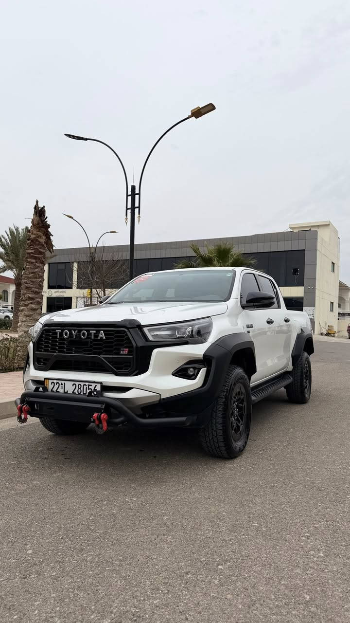 تويوتا هايلكس (GR) موديل 2024
حجم المحرك : 4.0L V6  فور ويل 
السياره مكفوله كفاله عامه من اي شي حتى الشخط
الممشى 6 الف. 
بحالة الزيرو
المواصفات : GR
 مواصفات/

شاشة كبير لمس
شحن وايـــر ليـــس
4 كاميرات، 360 درجه 
حساسات اماميه و خلفيه
تحكم مري
ابواب  بصمة
بصمة تشغيل 
نظام (𝐄𝐂𝐎)
نظام (𝐒𝐏𝐎𝐑𝐓)
مانع انزلاق+𝐀𝐁𝐒
تحكيمات استيرن
شفتات استيرن
كشنات جلد و شامواه
حزام باللون الاحمر
كشنات كهربائي
تبريد امامي و خلفي 
لايتات (𝐋𝐄𝐃) ليـــد
بكلايتات (𝐋𝐄𝐃) ليـــد
ويل اسود

اضافات:
دعاميه اماميه
هوك خلفي
السياره بيها كتاب تضليل
تأمين شامل للسياره من الوكاله من اي حادث ، الوكاله تتكفل بالتصليح. 

ملاحظه : السياره تحت ضمان الوكاله + 8 تغيرات زيت مجانيه. 
 
‏ 
 ☎️ ***********

عنوان: اربيل

